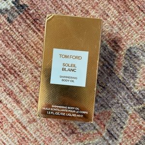 Brand New unopened Tom Ford Soleil Blanc shimmering body oil